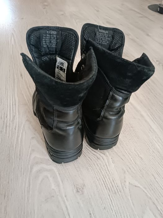 Magnum Classic tamanho 37