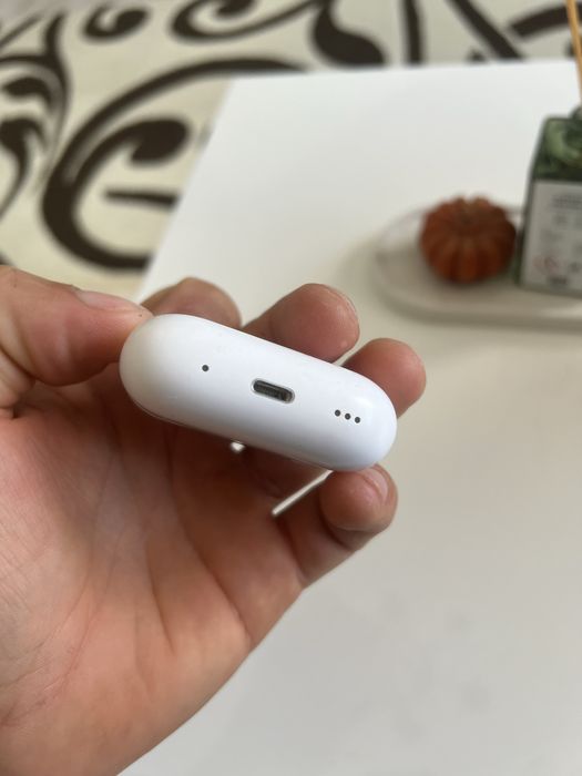 Airpods pro 2.