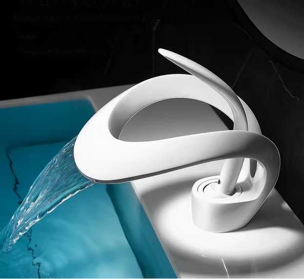 Bateria umywalkowa BIAŁA Nowoczesny kran łazienkowy nablatowy wodospad