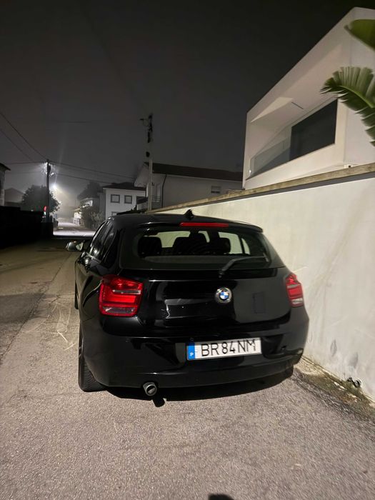 BMW 116d 2014 – Teto Abrir – Bancos Aquecidos – GPS – Revisão Feita