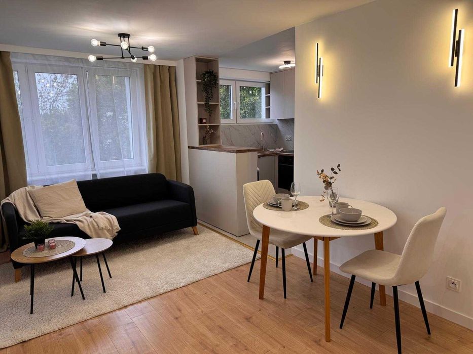 Świeżo po remoncie | 3 pokoje | Winda l Blok l Balkon