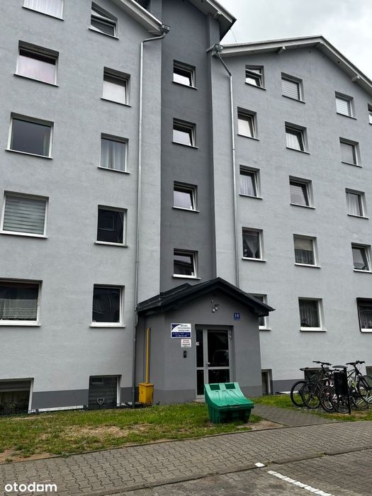 Na sprzedaż lokal użytkowy 45,12 m² z ogródkiem 48 m²