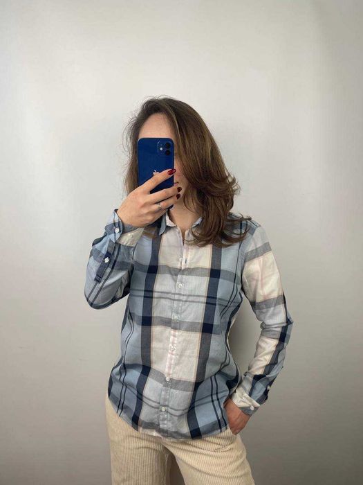 Barbour жіноча блакитна сорочка в клітинку
