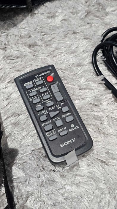 Sony Handycam DCR PC330E – Records to SD Card64284470075522124