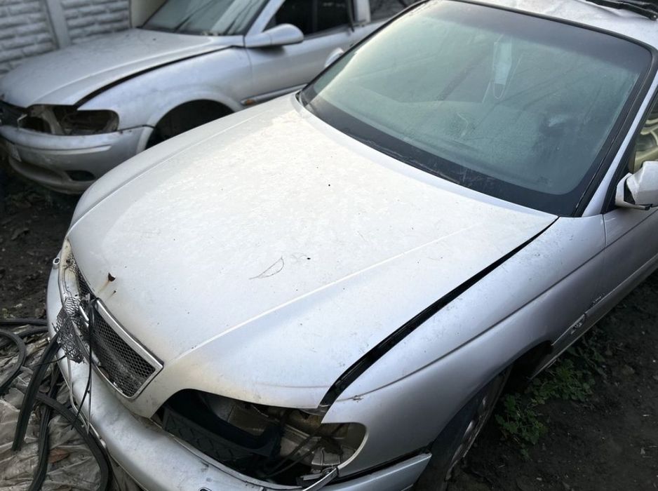 Продам двери Опель Opel Omega Vectra Astra