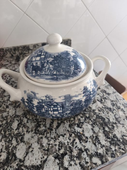 Sopeira de coleção Villeroy & Boch Blues Castle