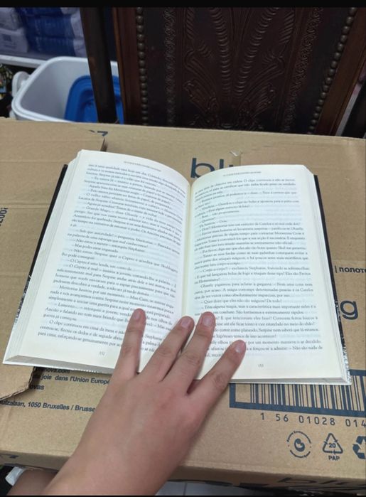 Livro: o detective esqueleto