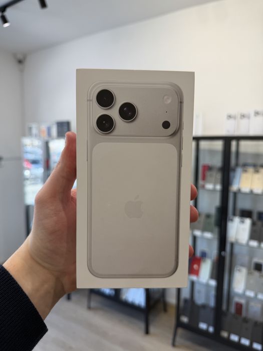 NOWY Telefon iPhone 17 PRO MAX 256GB Biały Apple Gwarancja iTrade