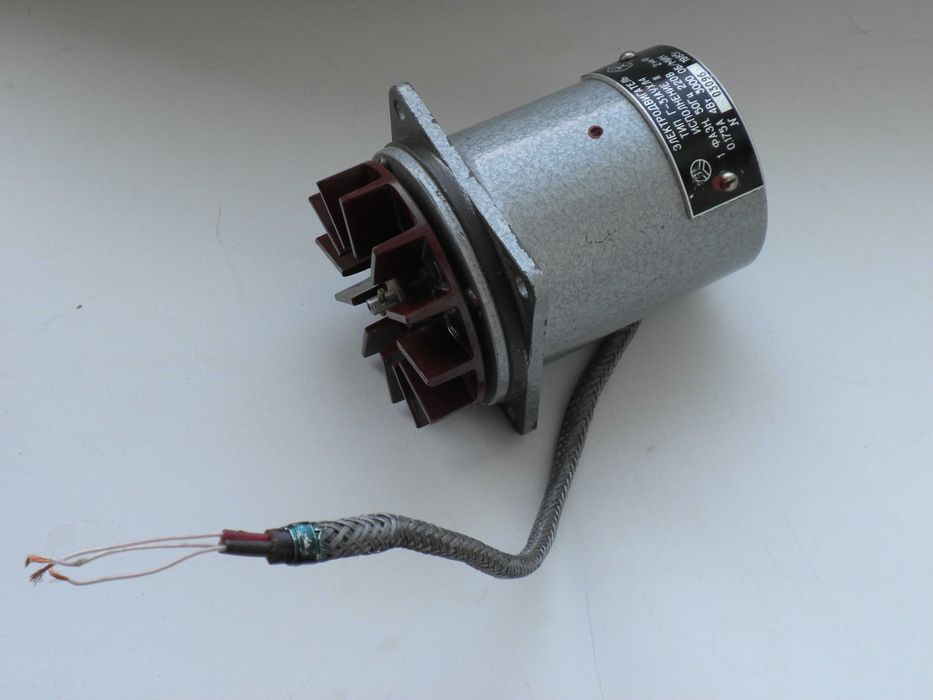 Гистеризисный двигатель тип Г-31А, 220В, 3000 об./мин., с крыльчаткой