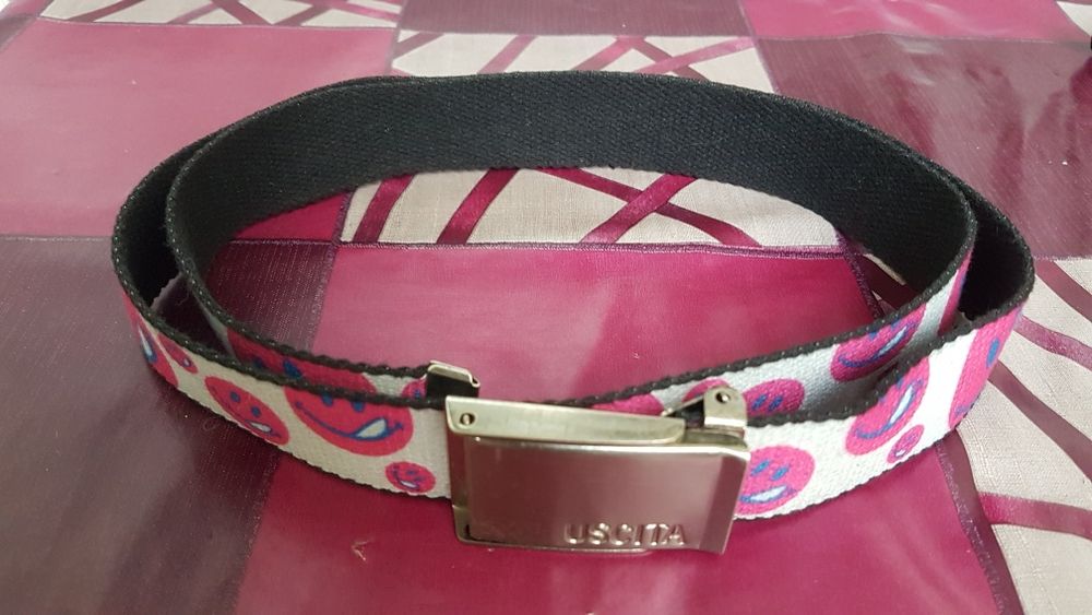 Oportunidade_2 cintos (1 em couro)