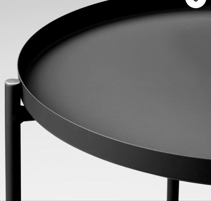 2 Mesas  de apoio pretas - URGENTE!