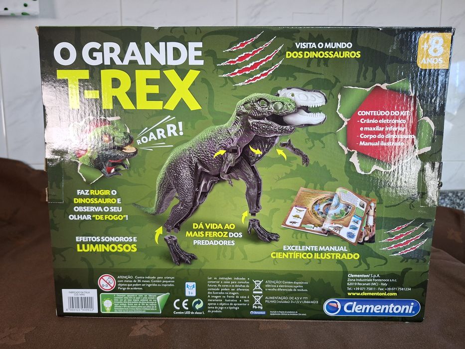 Clementoni O Grande T-Rex – dinossauro com sons e luzes
