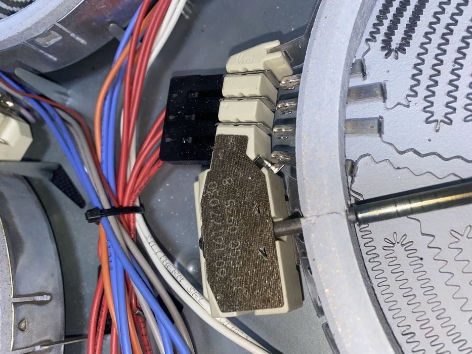 Запчастини до плити Electrolux EHS 60210