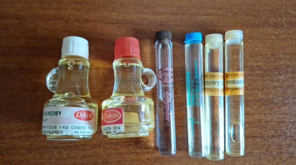 Zestaw aromatów do ciast