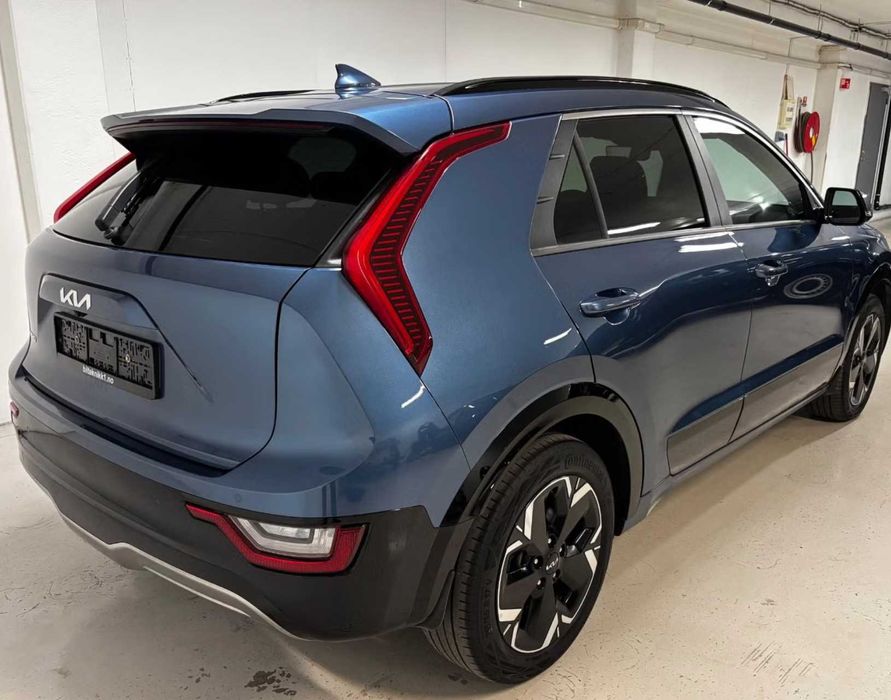 Kia Niro 64 kW 2023 рік