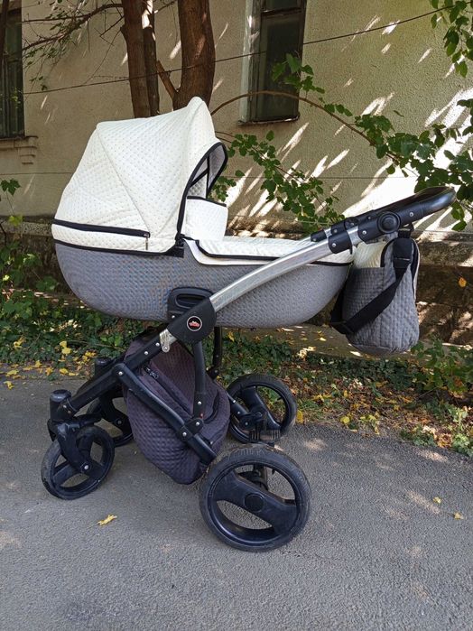 Коляска 2 в 1  універсальна