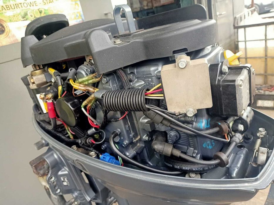 Silnik zaburtowy YAMAHA 20 KM stopa L Pover Trim