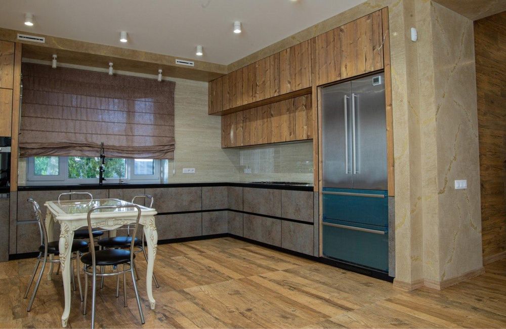 Елітний будинок біля лісу Рованці, вул. Княжа 360 м2