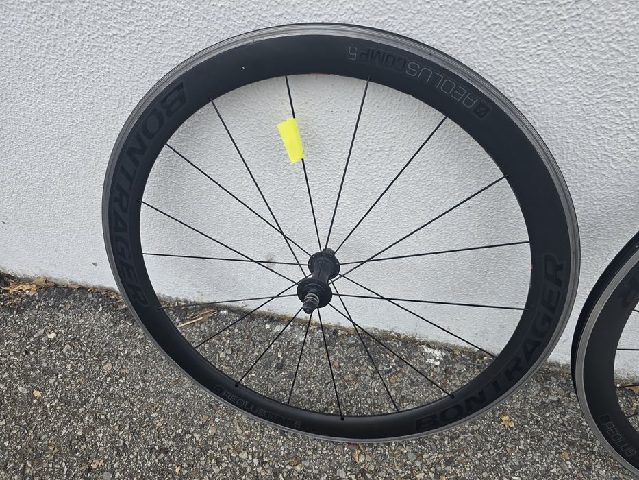 Roda da frente carbono perfil 50