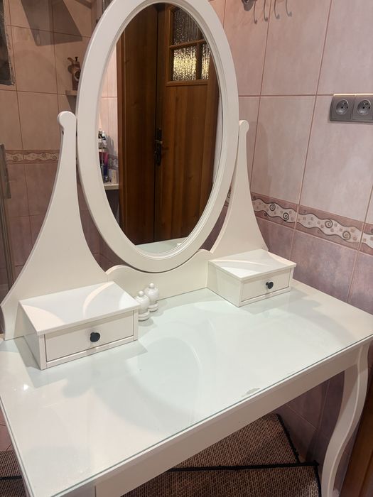 Toaletka  Ikea biala