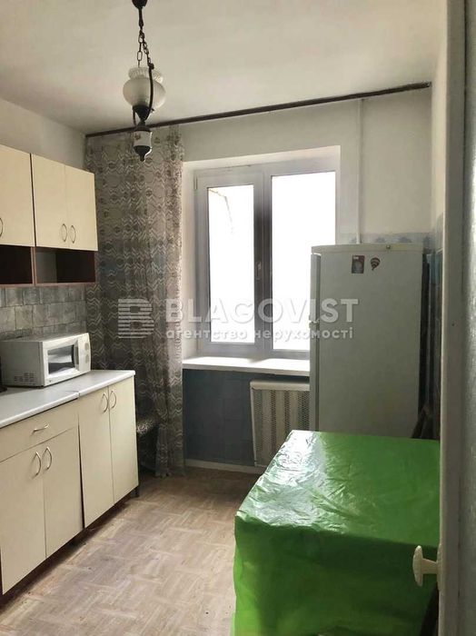 Продаж 1-к квартири 40м. Косметичний ремонт, гарний стан. Радченка, 12