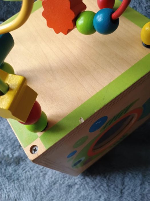 Kostka edukacyjna z przeplatanką