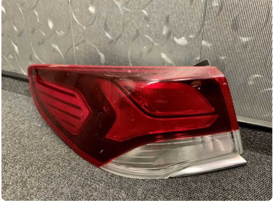 92402-C1500 Фонарь задний левый Sonata NEW RISE 2017-2019