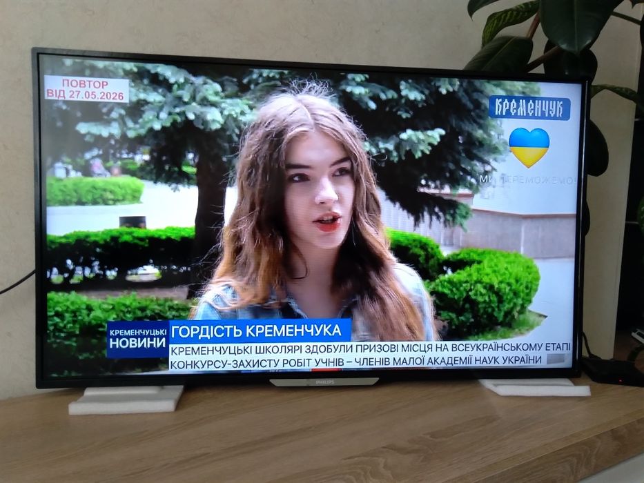 Гарний Smart TV. Philips 40"Full HD. T2. Wi-Fi.