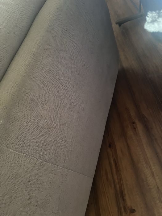 Sofa de tecido beje