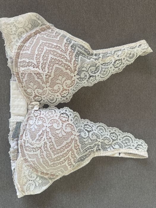 Intimissimi Koronkowy Biustonosz Balkonetka Giorgia 75B