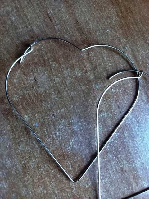 nowe kolczyki serca, serduszka pozłacane, 8 cm