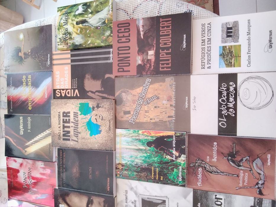 Lote 25 Livros UniVersus
