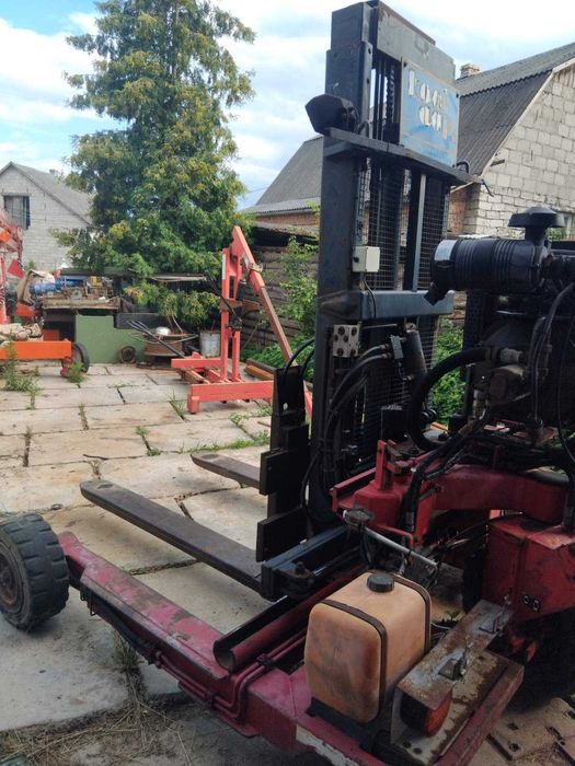 навантажувач вездеход повноприводний 2000 кг прицепний KOOI ремонт