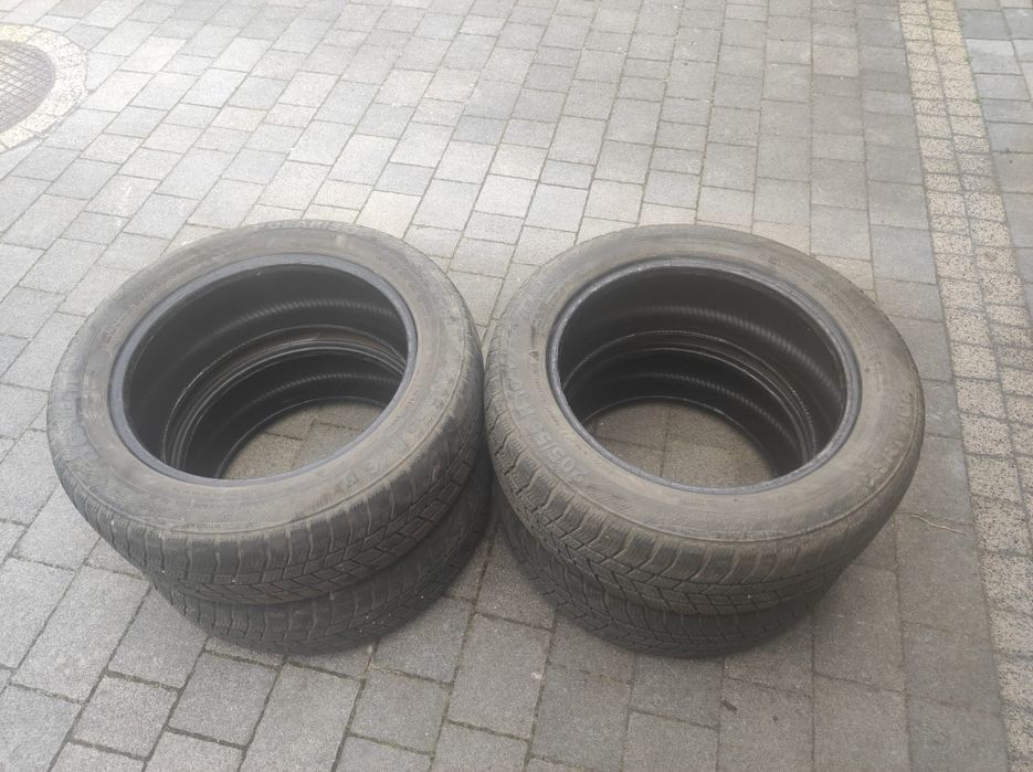Komplet opon zimowych Barum Polaris 3 205/55 R16