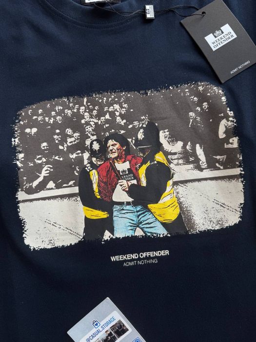 Футболка Weekend Offender