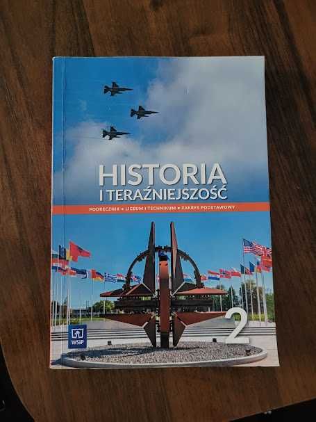 Historia i teraźniejszość 2, Podręcznik