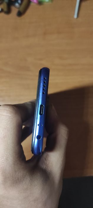Продам Redmi note 8