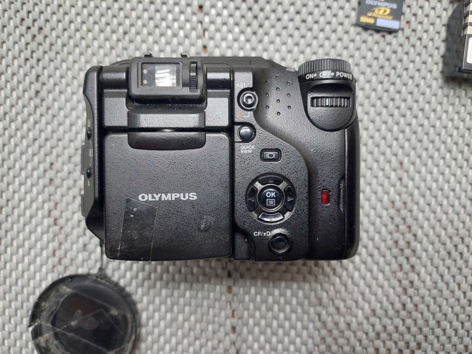 Цифровий фотоапарат Olympus Camedia C-5060