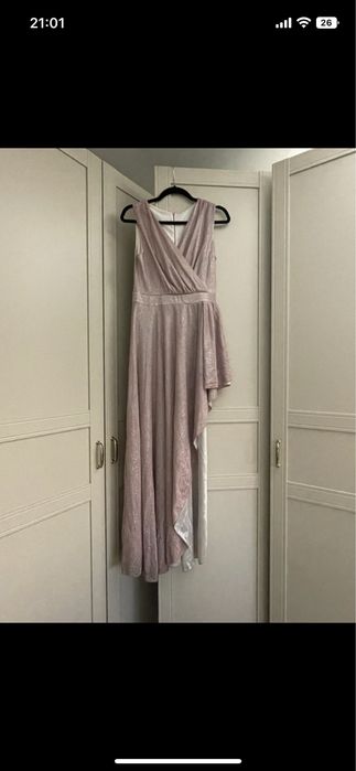 Piekna brokatowa sukienka z efektem Wow