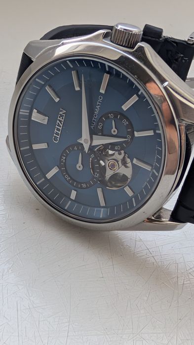 Годинник часы Citizen