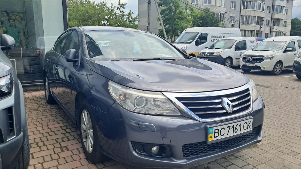 Рено Латітуд 2.0 АТ, Лагуна седан, Меган седан