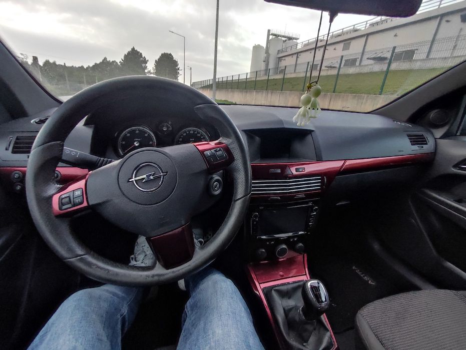 Opel Astra H GTC 5 Lugares diesel