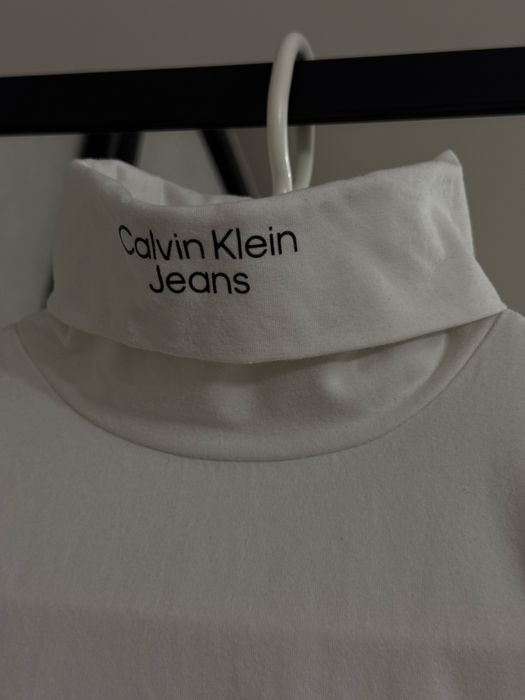 Гольф Calvin Klein