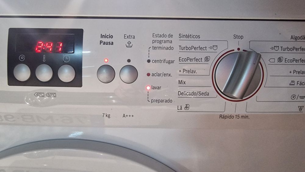Máquina de roupa bosch