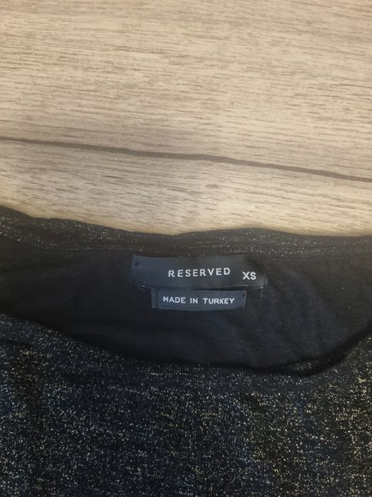 Reserved XS /S bluzka ze złotą nitką