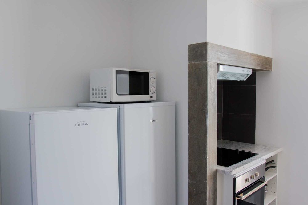 Quarto de solteiro para arrendar - Entrecampos