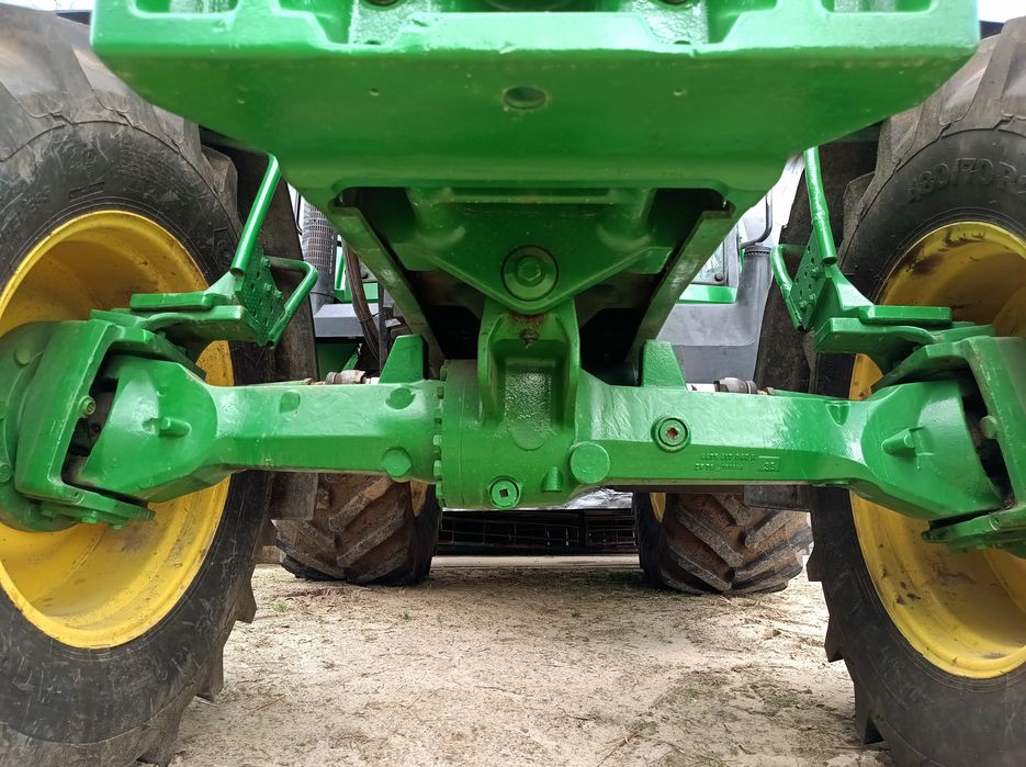 John Deere 6910 , 6810