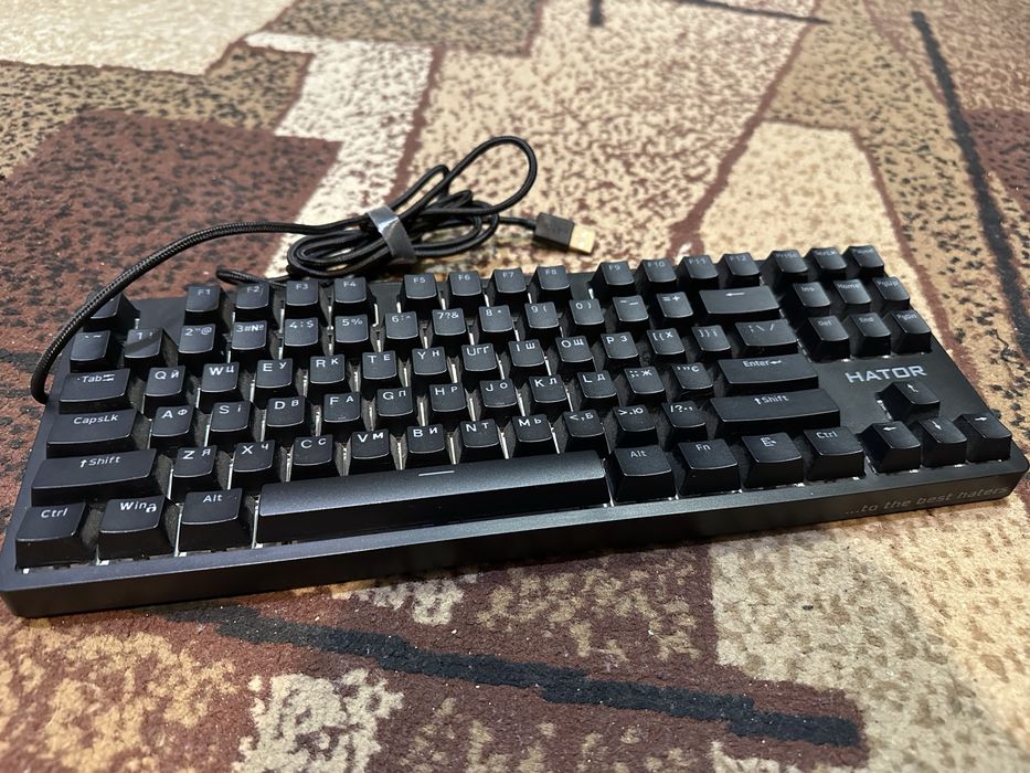Клавіатура HATOR Rockfall TKL Mecha HTK-621 в ідеальному стані