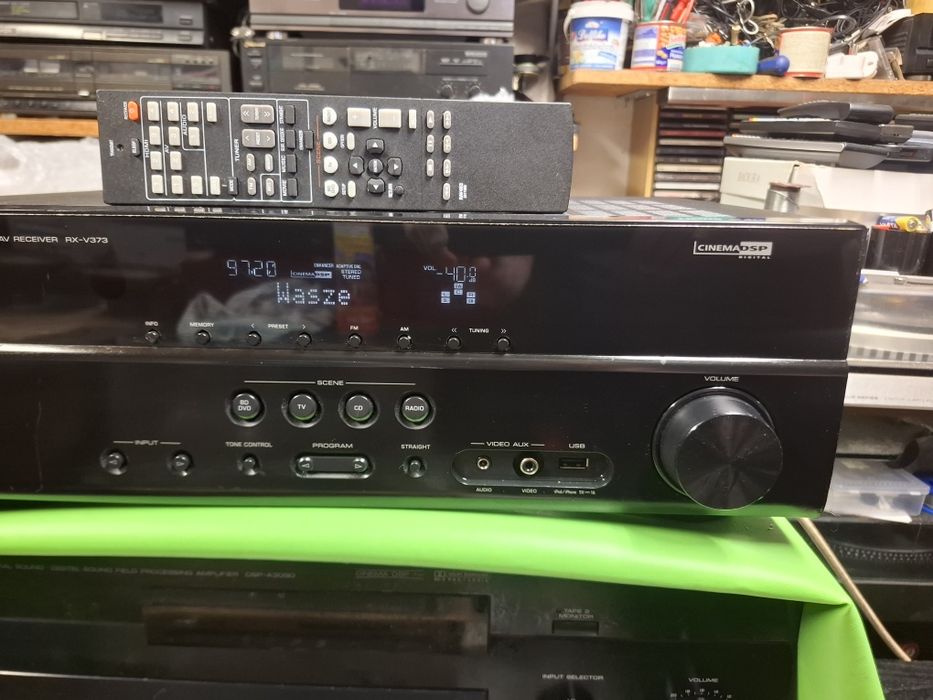 Amplituner Yamaha RX-V373 pilot optyka