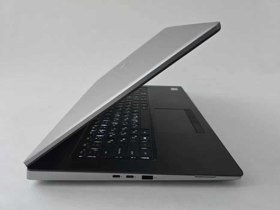 Dell 7750 I7 10850H/RTX 3000/RAM 12GB/SSD 512GB/WIN 11